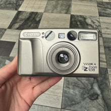 Load image into Gallery viewer, Yashica EZ Zoom 105