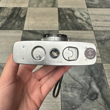 Load image into Gallery viewer, Olympus Pen S