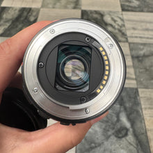 Load image into Gallery viewer, Fujinon XF 18-55mm f/2.8-4 R LM OIS Lens