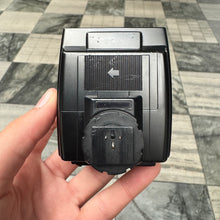 Load image into Gallery viewer, Olympus T20 Electronic Flash