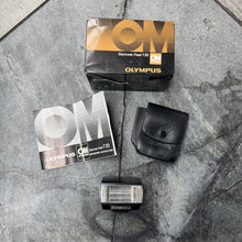 Load image into Gallery viewer, Olympus T20 Electronic Flash