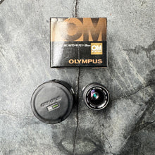 Load image into Gallery viewer, Olympus OM-System Zuiko MC Auto-W 28mm f/2 Lens