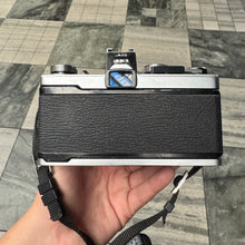 Load image into Gallery viewer, Olympus OM-1