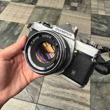Load image into Gallery viewer, Olympus OM-1