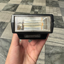 Load image into Gallery viewer, Olympus Electronic T32 Flash
