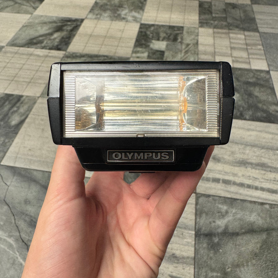 Olympus Electronic T32 Flash
