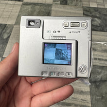 Load image into Gallery viewer, Minolta DiMAGE Xi