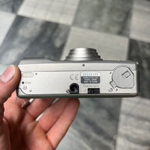 Load image into Gallery viewer, Minolta Riva Capios 115s