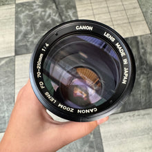 Load image into Gallery viewer, Canon Zoom FD 70-210mm f/4 Lens