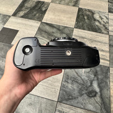Load image into Gallery viewer, Nikon F90X Body