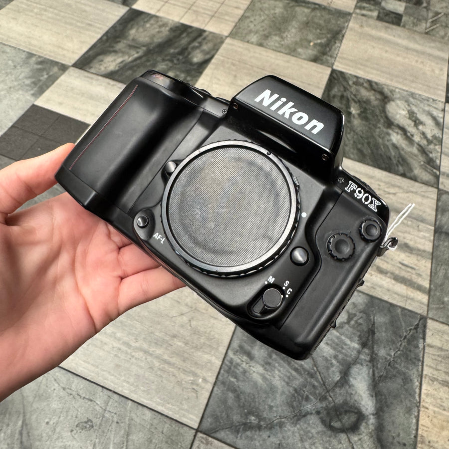 Nikon F90X Body