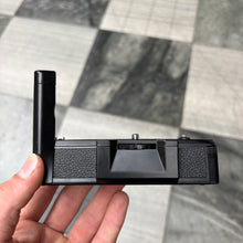 Load image into Gallery viewer, Nikon MD-E Motor Drive