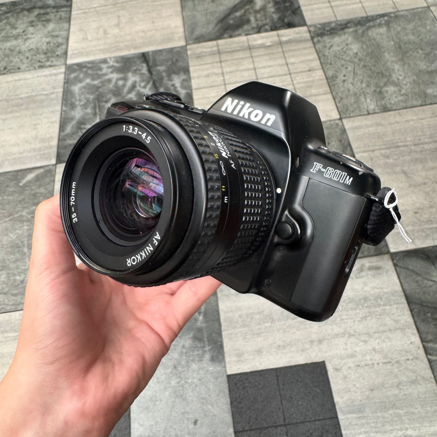 Nikon F-601M