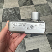 Load image into Gallery viewer, Canon PowerShot A460