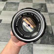 Load image into Gallery viewer, Nikkor-S Auto 50mm f/1.4 Lens