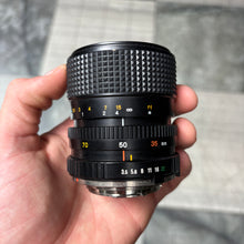 Load image into Gallery viewer, Minolta MD Zoom 35-70mm f/3.5-4.8 Lens