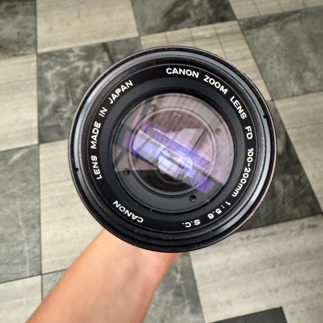 Canon Zoom FD 100-200mm f/5.6 S.C Lens – Junktion NZ Canon Zoom FD 100-200mm f/5.6 S.C Lens – Junktion NZ