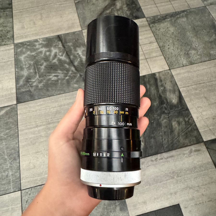 Canon Zoom FD 100-200mm f/5.6 S.C Lens