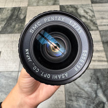 Load image into Gallery viewer, SMC Pentax 35mm f/2 Lens