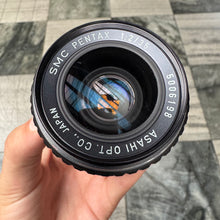 Load image into Gallery viewer, SMC Pentax 35mm f/2 Lens