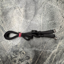 Load image into Gallery viewer, Pentax 67/6x7 Camera Strap