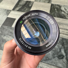 Load image into Gallery viewer, MC Flexar Auto 28mm f/2.8 Lens