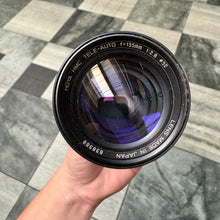 Load image into Gallery viewer, Hoya HMC Tele-Auto 135mm f/2.8 Lens
