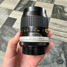 Load image into Gallery viewer, Hoya HMC Tele-Auto 135mm f/2.8 Lens