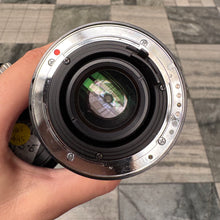 Load image into Gallery viewer, Vivitar Macro Focusing Zoom 28-210mm f/3.5-5.6 Lens