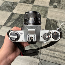 Load image into Gallery viewer, Asahi Pentax Spotmatic SP F