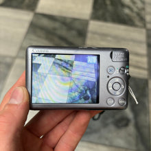 Load image into Gallery viewer, Canon Digital Ixus 120 IS