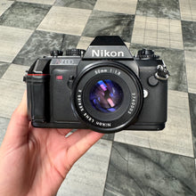 Load image into Gallery viewer, Nikon N2000