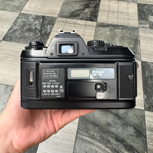 Load image into Gallery viewer, Nikon N2000
