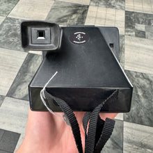 Load image into Gallery viewer, Polaroid Land Camera 1000