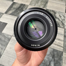 Load image into Gallery viewer, Nikon Nikkor 50mm f/1.8 Lens