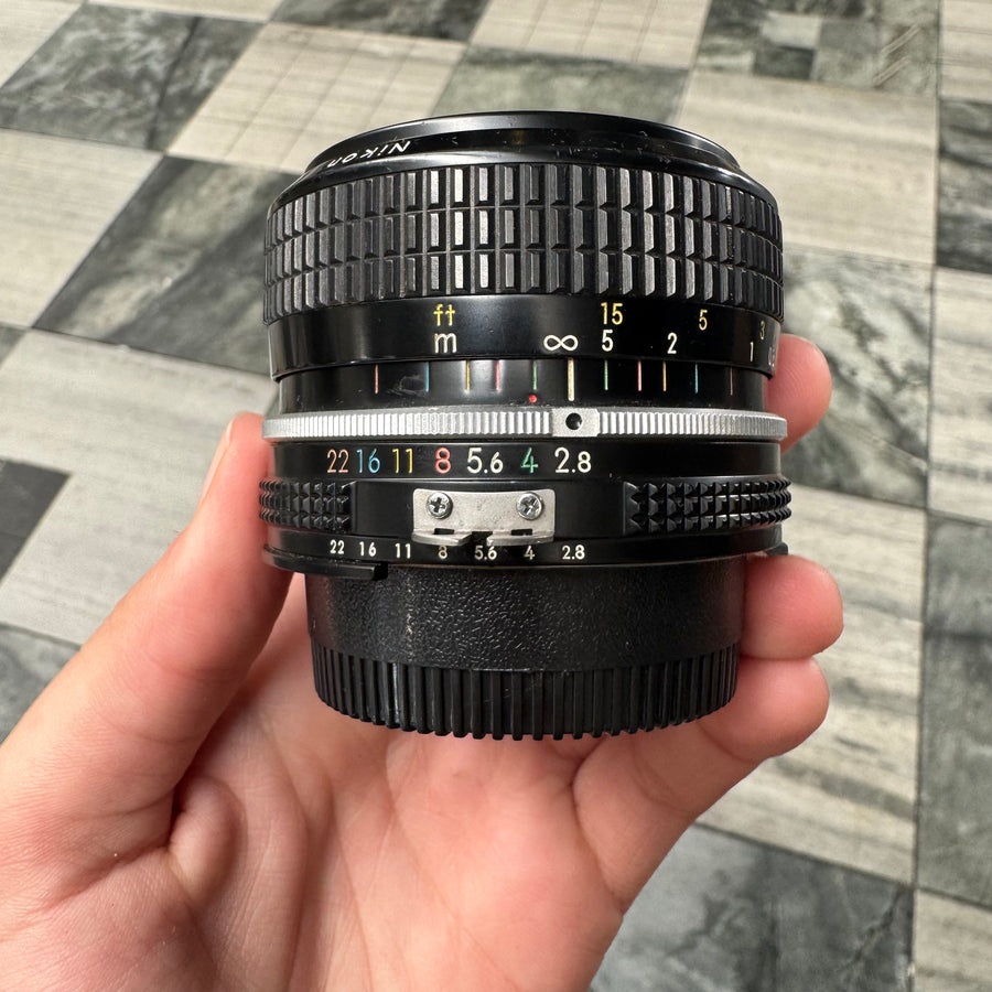Nikon Nikkor AI 28mm f/2.8 Lens