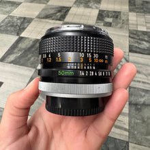 Load image into Gallery viewer, Canon FD 50mm f/1.4 Lens