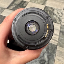Load image into Gallery viewer, Canon Zoom EF 35-105mm f/4.5-5.6 Lens