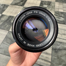 Load image into Gallery viewer, Canon FD 50mm f/1.4 Lens