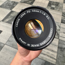 Load image into Gallery viewer, Canon FD 50mm f/1.8 S.C Lens