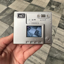 Load image into Gallery viewer, Minolta DiMAGE Xi