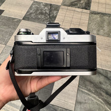 Load image into Gallery viewer, Canon AE-1 Program