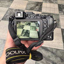 Load image into Gallery viewer, Nikon Coolpix P7800