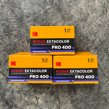 Load image into Gallery viewer, Kodak Ektacolor Pro 400 135-36 35mm