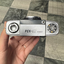 Load image into Gallery viewer, Olympus Pen-EE