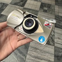 Load image into Gallery viewer, Olympus Stylus Epic Zoom 115 Deluxe