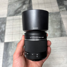 Load image into Gallery viewer, Sony DT 55-200mm f/4-5.6 SAM Lens