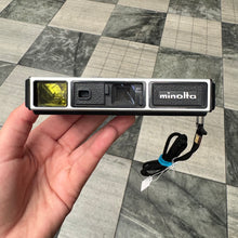 Load image into Gallery viewer, Minolta Pocket Autopak 70