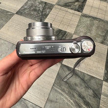 Load image into Gallery viewer, Panasonic Lumix DMC-TZ7