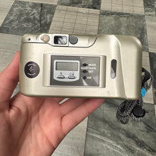 Load image into Gallery viewer, Olympus Stylus Epic Zoom 115 Deluxe